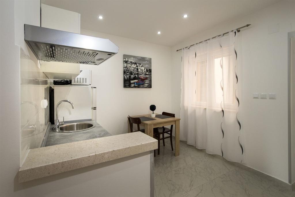 Apartment Mery ポヴィヤ エクステリア 写真